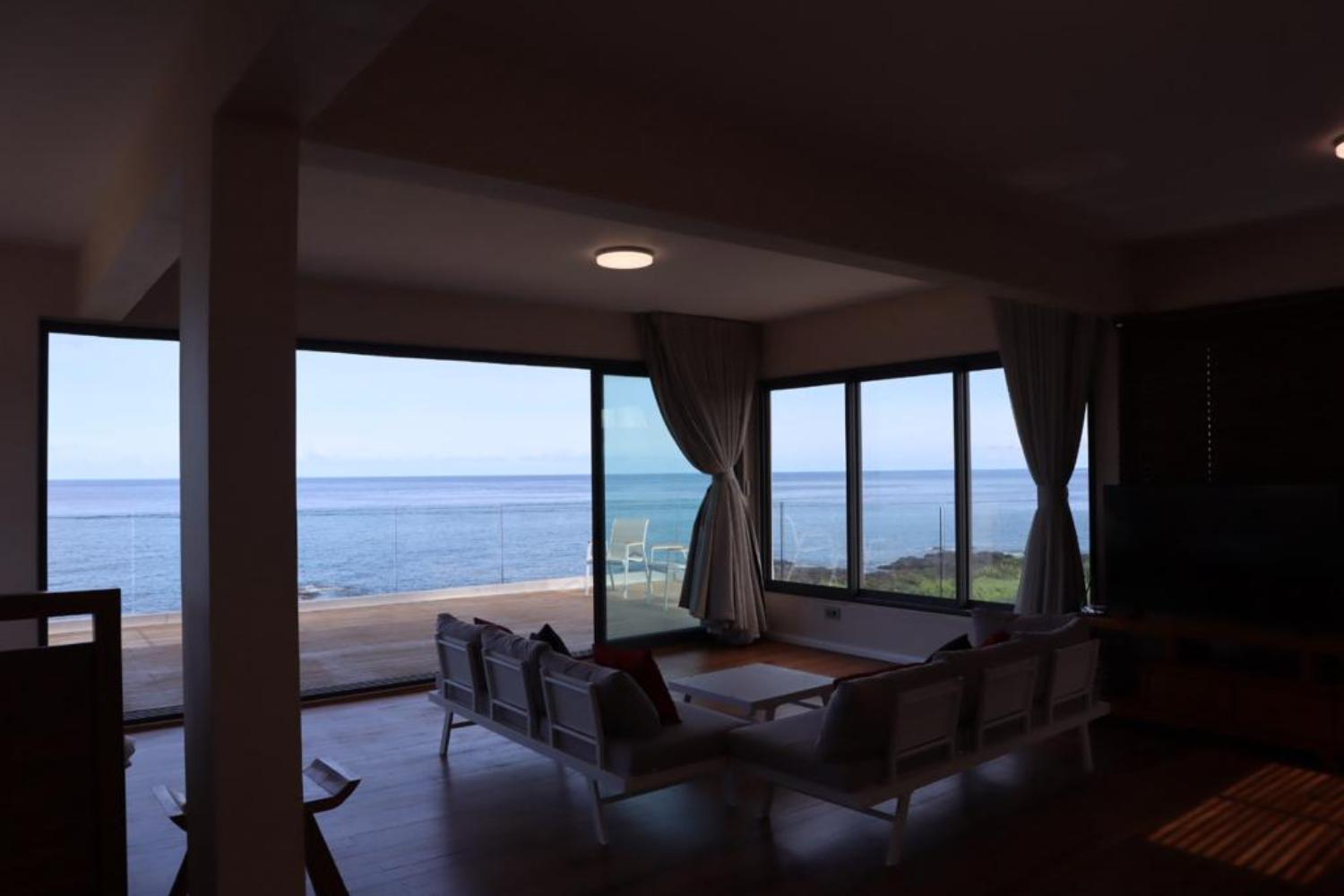 Oceans Luxury Oceanfront Apart Sunset View With Pool Apartamento Flic-en-Flacq Exterior foto