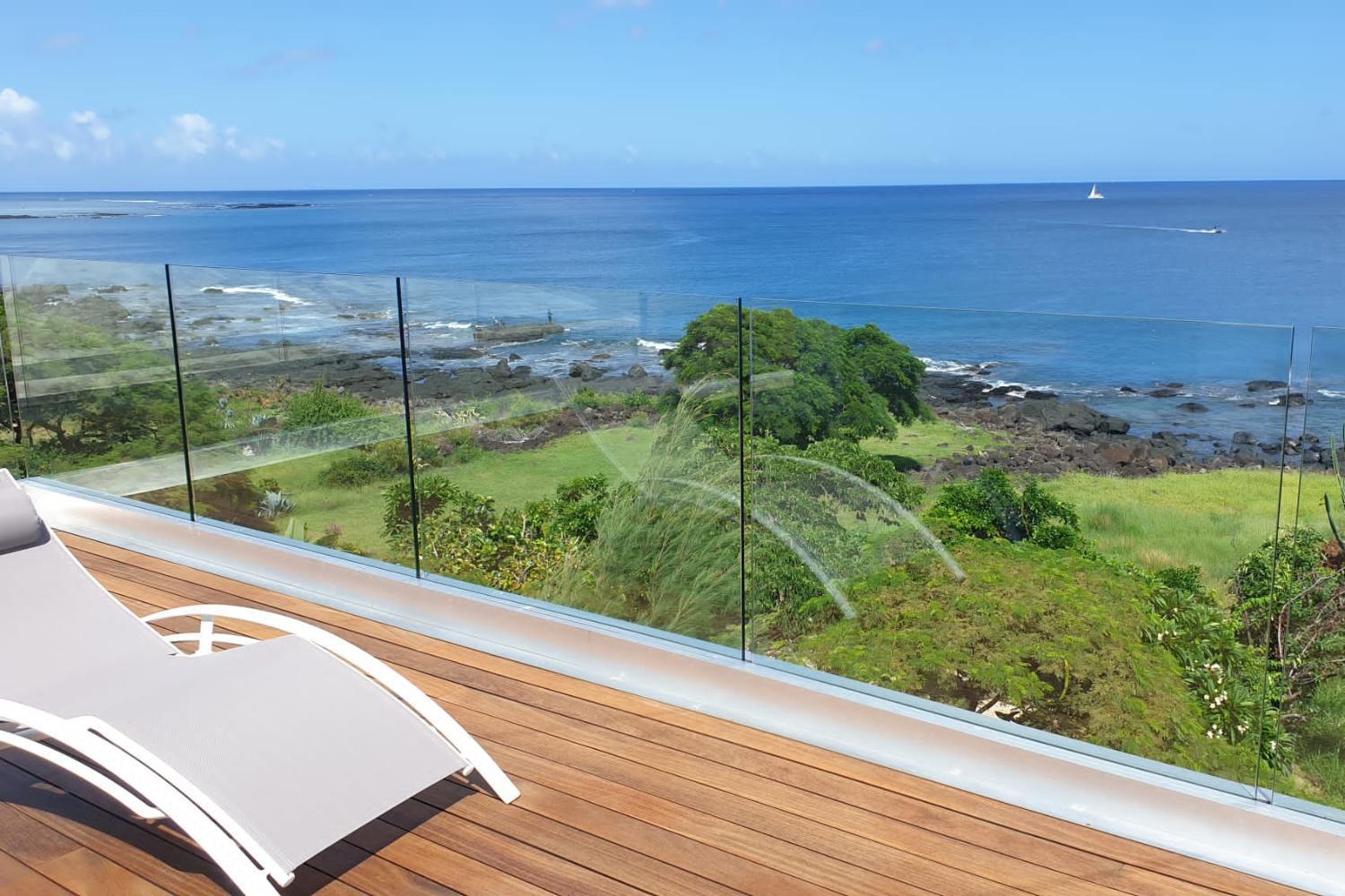 Oceans Luxury Oceanfront Apart Sunset View With Pool Apartamento Flic-en-Flacq Exterior foto